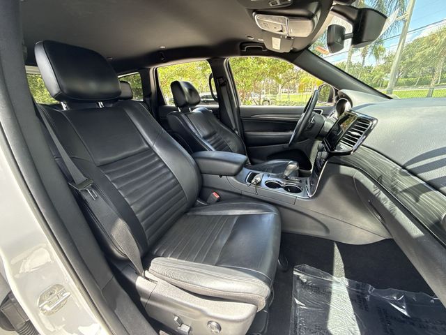 2019 Jeep Cherokee - $15,998