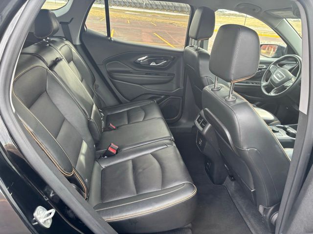 2023 GMC Terrain AWD AT4