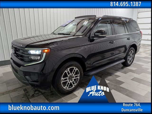 Black Metallic 2025 Ford Expedition Active 4WD SUV / Crossover Four-Wheel Drive Automatic