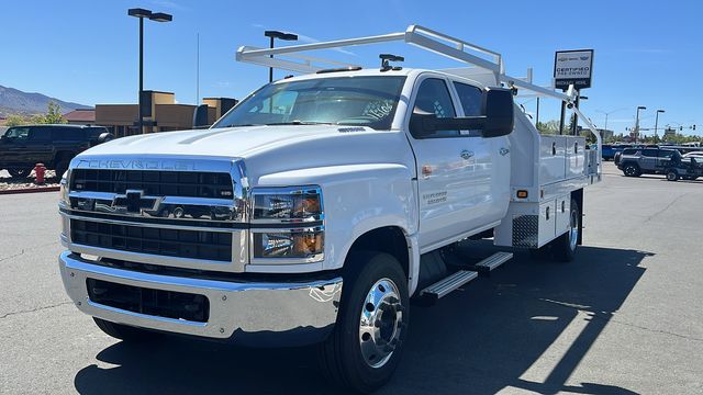 2023 Chevrolet Silverado 5500HD Work Truck 4