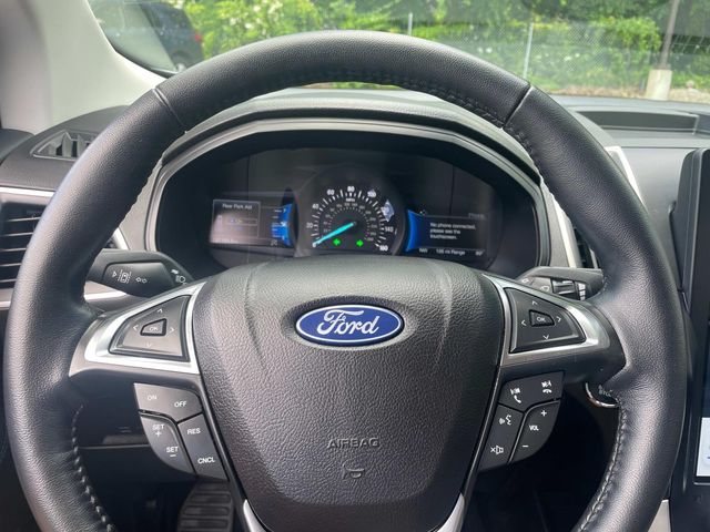 2023 Ford Edge SEL 31