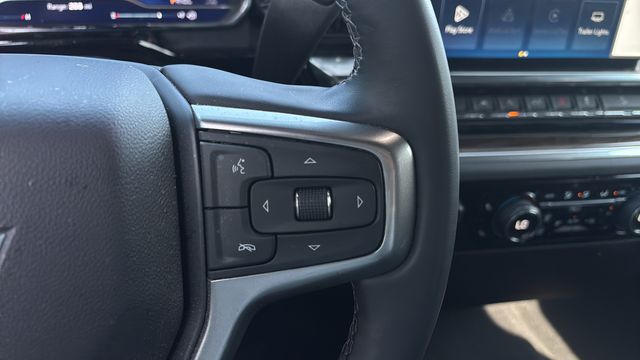 Used 2025 Black Chevrolet LT image 19