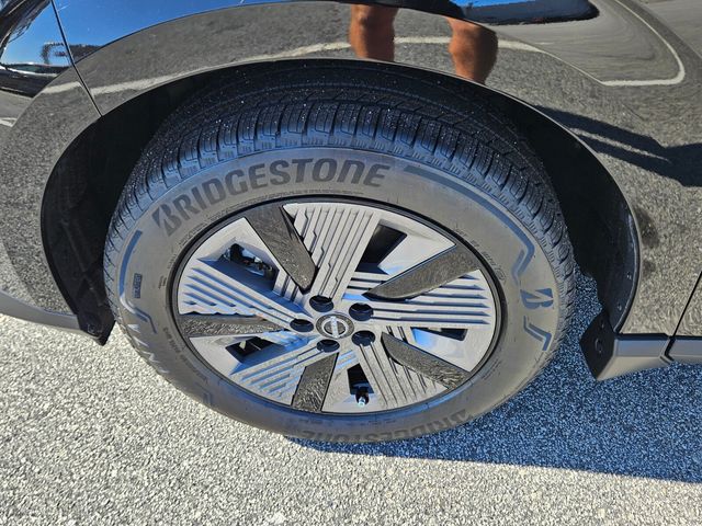 New 2026 Black Nissan SL image 18