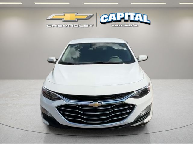 Used 2025 White Chevrolet LT image 8