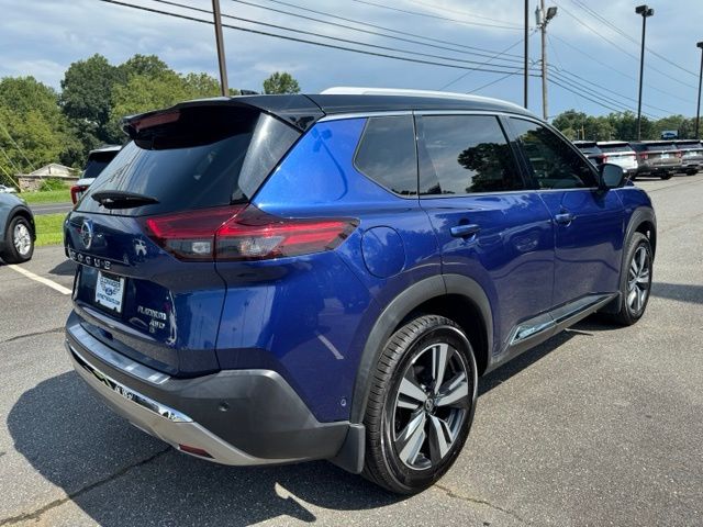 Used 2021 Blue Nissan Platinum image 9
