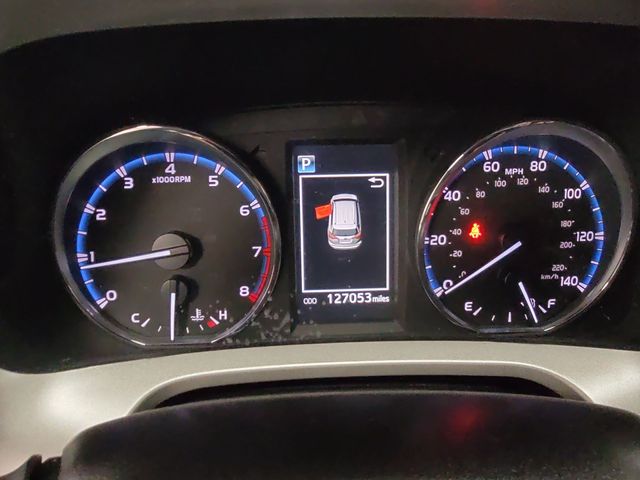 2016 – Toyota – RAV4