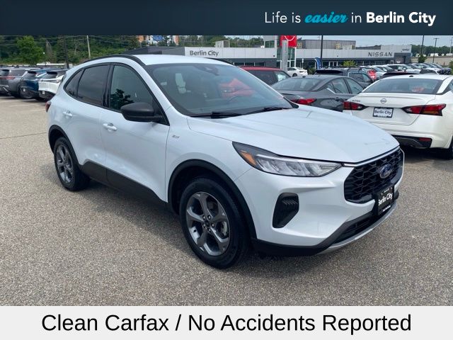 Silver Metallic 2025 Ford Escape SUV / Crossover All-Wheel Drive 8-Speed Automatic