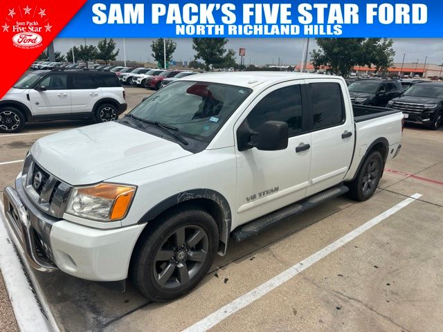 Glacier White 2015 Nissan Titan Pickup Truck 4X2 5-Speed Automatic
