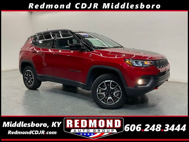 Red Hot Pearlcoat 2025 Jeep Compass Trailhawk 4WD SUV / Crossover Four-Wheel Drive 8-Speed Automatic