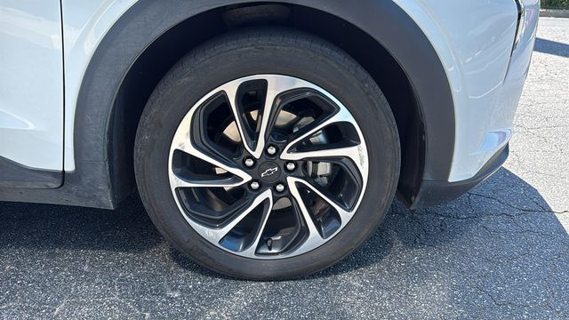 used 2023 Chevrolet Bolt EUV car, priced at $23,999