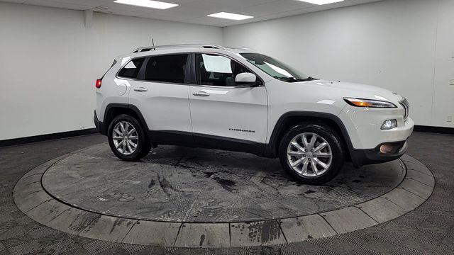 2017 – Jeep – Cherokee