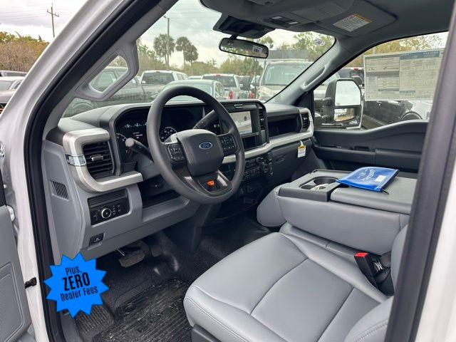 2025 Ford F-250SD XL photo