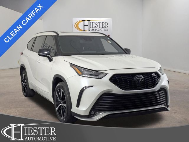 White (Blizzard Pearl) 2021 Toyota Highlander SUV / Crossover All-Wheel Drive 8-Speed Automatic