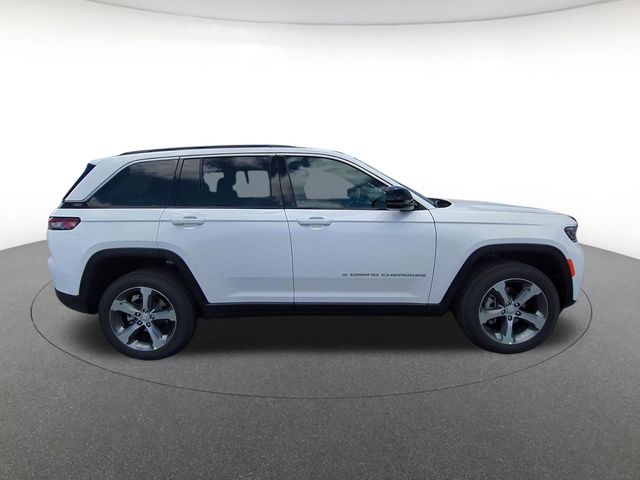new 2026 Jeep Grand Cherokee car, priced at $42,650