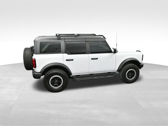 2022 Ford Bronco Black Diamond 30