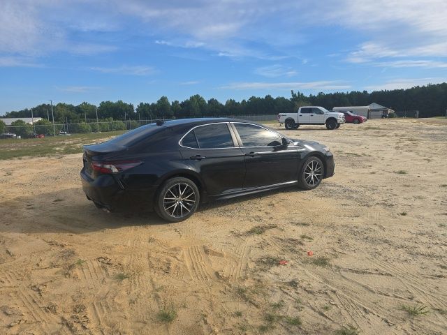 Used 2022 Midnight Black Metallic Toyota SE image 15