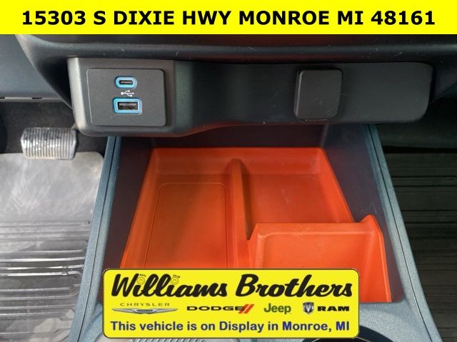 2023 Ford Maverick XLT - Oxford White exterior view 18