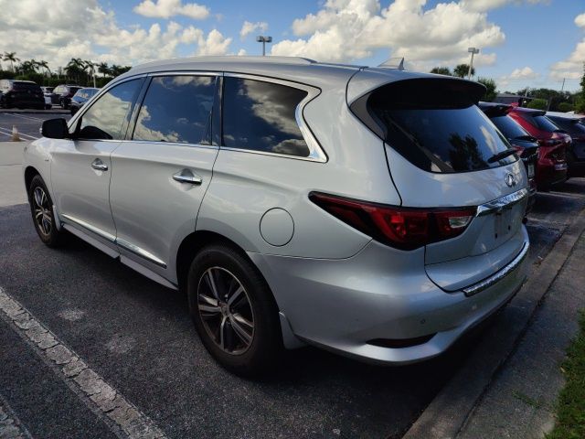 2017 INFINITI QX60 Base 3