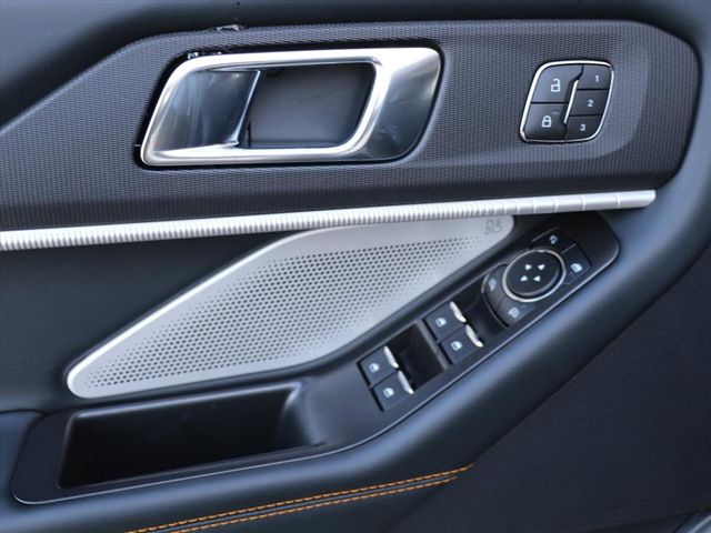 2026 Ford Explorer Tremor - Photo 18