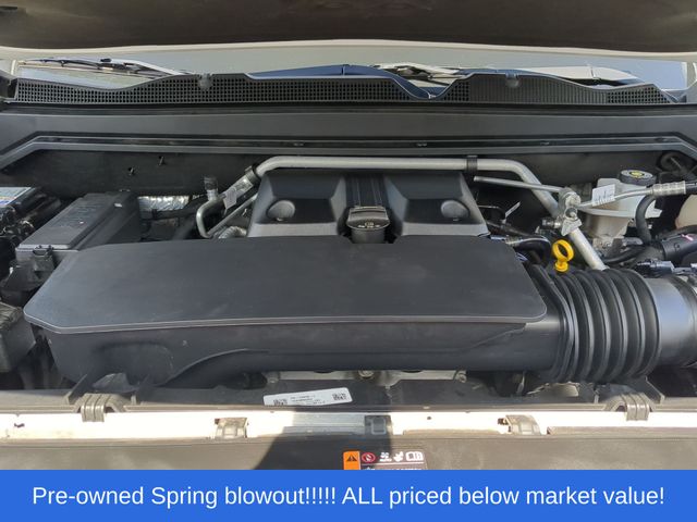 Used 2025 Summit White Chevrolet Trail Boss image 48