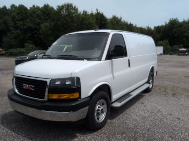 2025 GMC Savana Cargo 2500 RWD