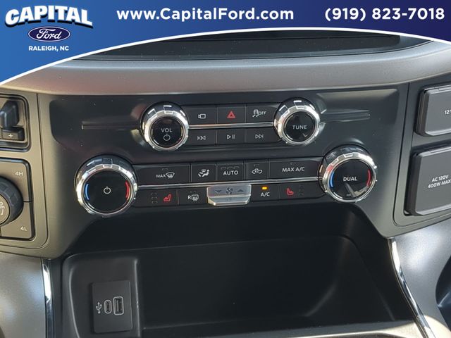 New 2026 Carbonized Gray Metallic Ford XLT image 32