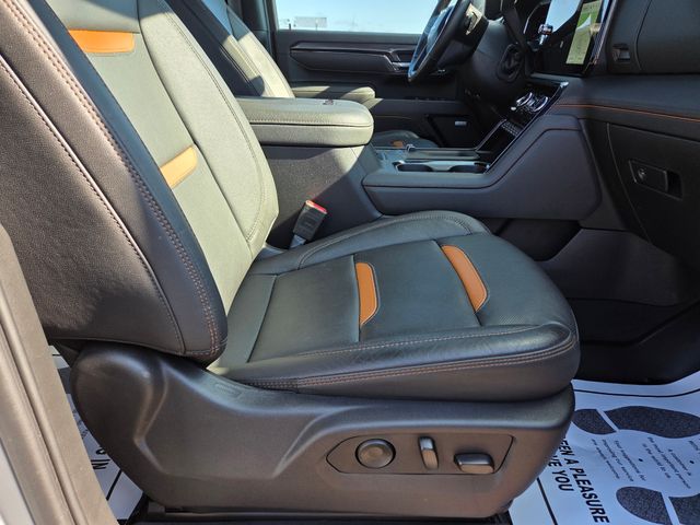 2025 GMC Sierra 2500HD AT4
