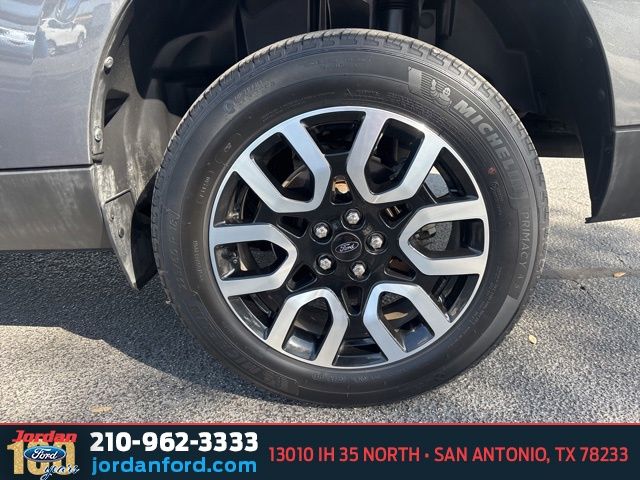 Used Car 2023 Ford Maverick  Lariat For Sale Under $30,000 In San Antonio, Texas