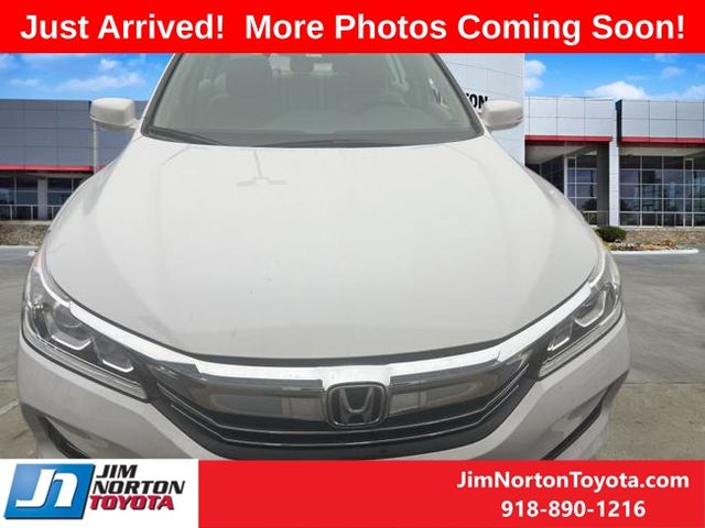 Used 2016 Honda Accord EX-L with VIN 1HGCR2F96GA211892 for sale in Tulsa, OK