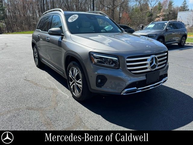 2026 Mercedes-Benz GLB GLB 250 4MATIC's photo