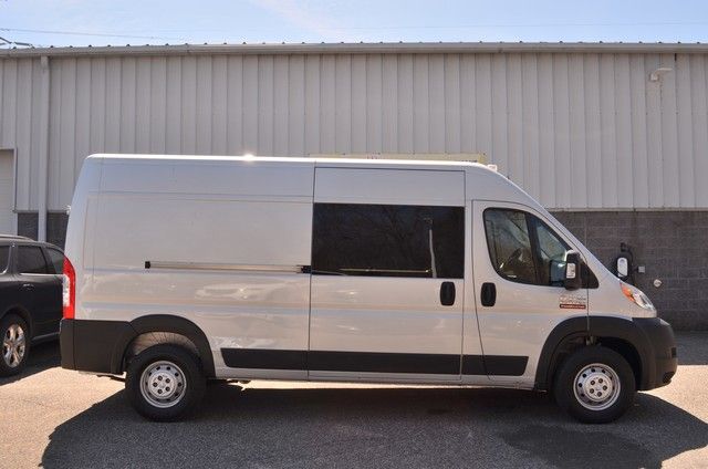 Bright Silver Metallic Clearcoat 2022 RAM ProMaster 2500 159 High Roof Cargo Van FWD Van Front-Wheel Drive 9-Speed Automatic