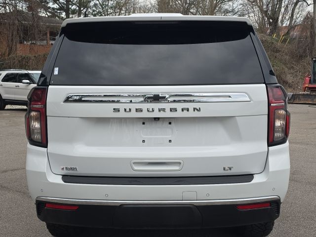 2022 Chevrolet Suburban LT:168357A