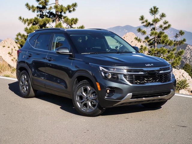 Gravity Gray 2024 Kia Seltos S FWD SUV / Crossover Front-Wheel Drive Continuously Variable Transmission