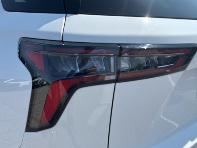2025 Chevrolet Equinox LT - Photo 27