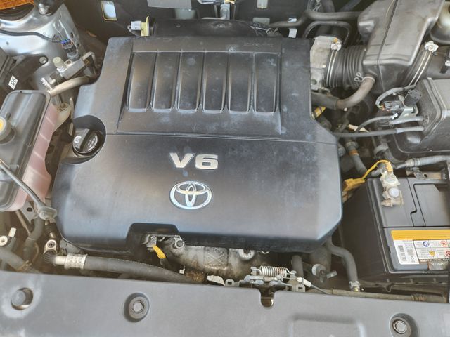 2006 Toyota RAV4 Base Silver at Westside Lexus