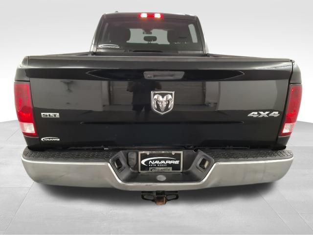 2021 Ram 1500 Classic SLT — photo 8