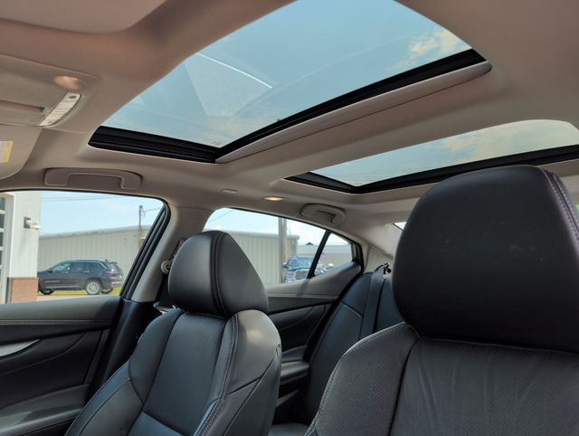 Used 2016 Nissan Maxima Sedan