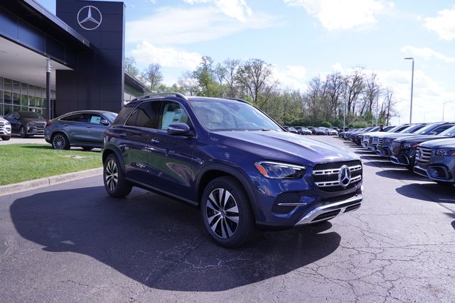 New 2026 Blue Mercedes-Benz GLE 350 image 3