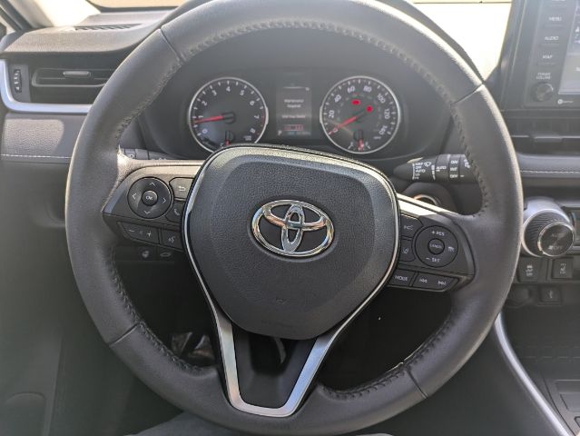 2021 Toyota RAV4 XLE 20