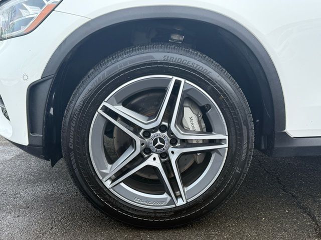 2022 Mercedes-Benz GLC