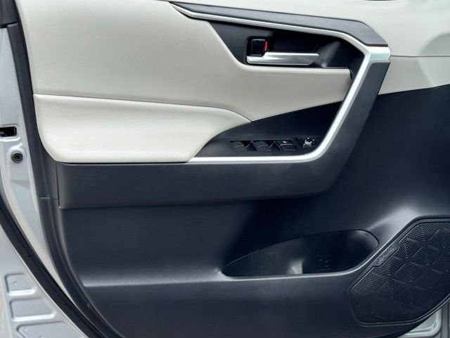 Used 2019 Toyota RAV4 SUV