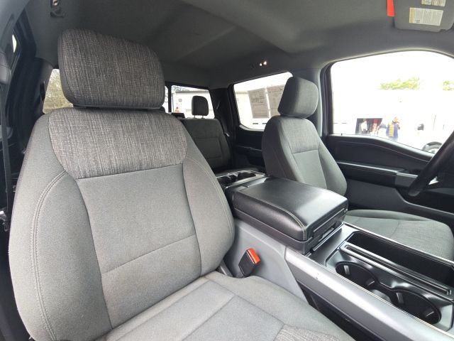 2022 Ford F-150 XLT:C02410C