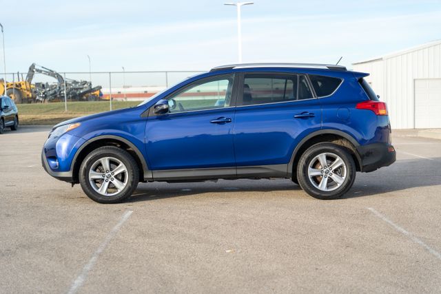 2015 Toyota RAV4 XLE 4