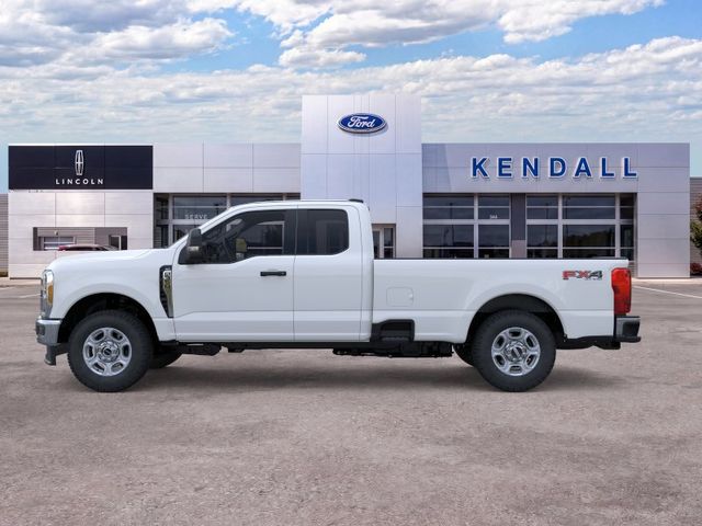 New 2026 Oxford White Ford XLT image 3