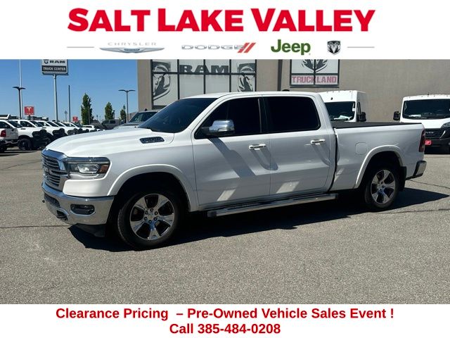 Ivory White Tri-Coat Pearlcoat 2019 RAM 1500 Laramie Crew Cab 4WD Pickup Truck Four-Wheel Drive 8-Speed Automatic