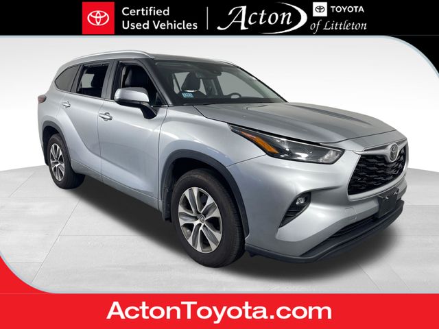 Celestial Silver Metallic 2024 Toyota Highlander SUV / Crossover All-Wheel Drive 8-Speed Automatic