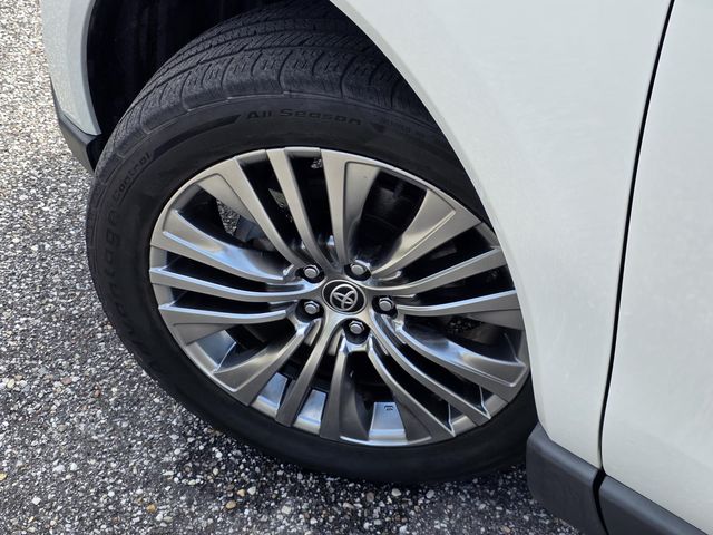 Used 2021 Toyota Venza SUV