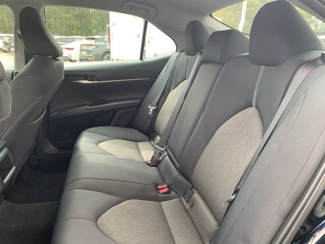 2023 Toyota Camry Hybrid LE photo