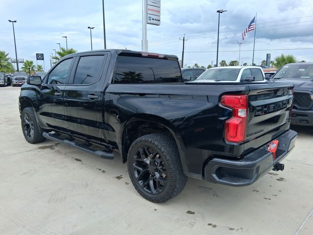 Used 2022 Black Chevrolet Custom image 5