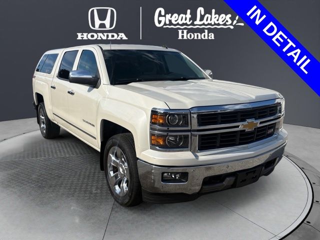 White Diamond Clearcoat 2014 Chevrolet Silverado 1500 Pickup Truck Four-Wheel Drive 6-Speed Automatic Overdrive